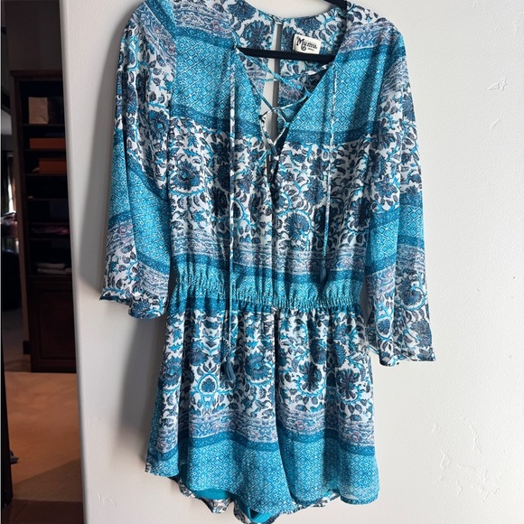 Show Me Your MuMu Blue Patterned Romper - Picture 2 of 7